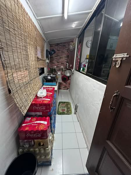 Rumah Teres 1 Tingkat untuk Dijual di Taman Sri Skudai (Skudai) - Daniel Yong - Kitchen - PropertyGuru.com.my