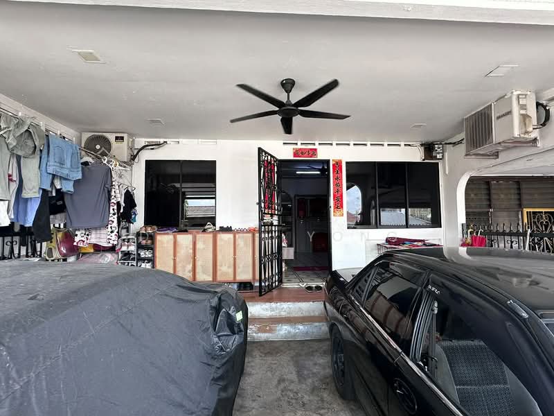 Rumah Teres 1 Tingkat untuk Dijual di Taman Sri Skudai (Skudai) - Daniel Yong - Entrance - PropertyGuru.com.my