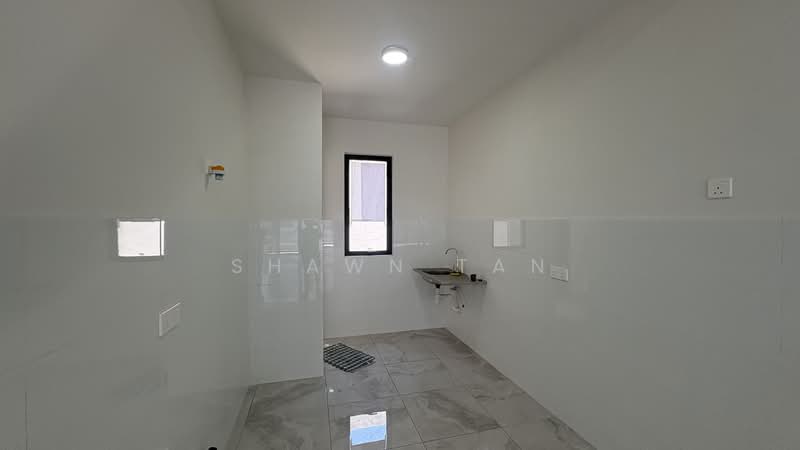 Rumah Teres untuk Disewa di Taman Bukit Serdang (Seri Kembangan) - Shawn Tan - PropertyGuru.com.my