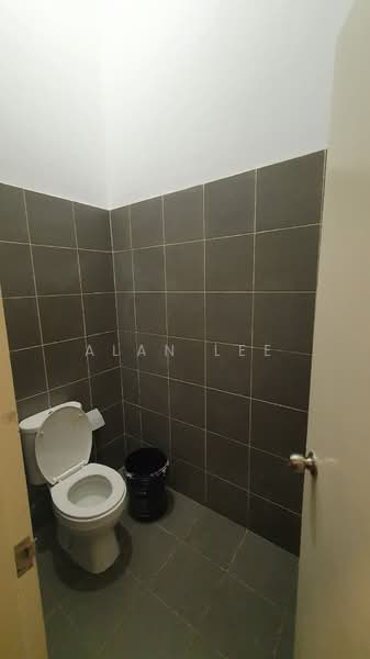 Office for Rent in Wangsa Maju (Kuala Lumpur) - Alan Lee - Bathroom - PropertyGuru.com.my