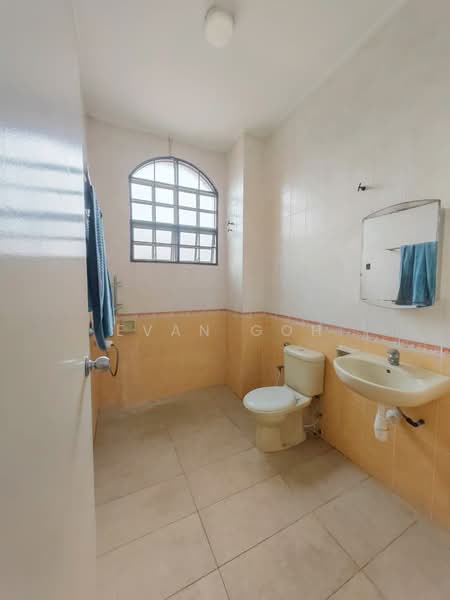 Rumah Teres 2 Tingkat untuk Dijual di Bandar Puteri Puchong (Puchong) - Evan Goh - Bathroom - PropertyGuru.com.my