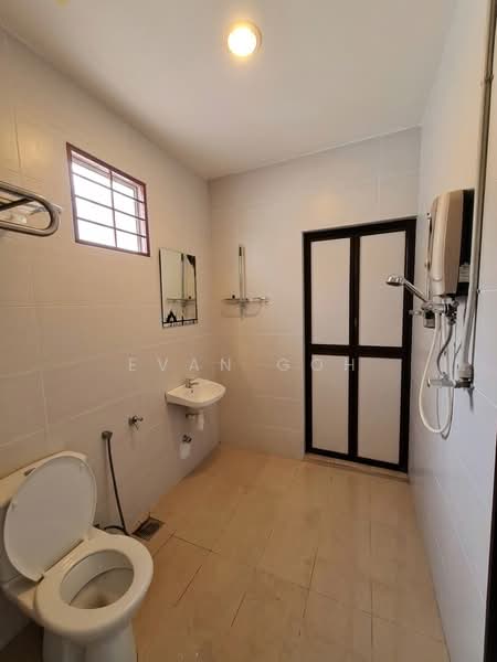 Rumah Teres 2 Tingkat untuk Dijual di Bandar Puteri Puchong (Puchong) - Evan Goh - Bathroom - PropertyGuru.com.my