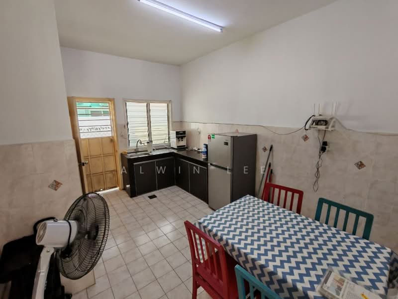 Rumah Teres 2 Tingkat untuk Dijual di Setia Alam (Selangor) - Alwin Lee - Kitchen - PropertyGuru.com.my