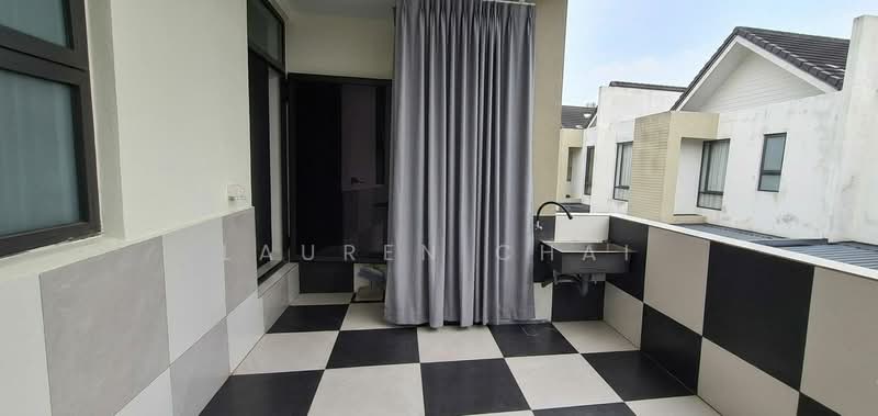 Rumah Teres 2 Tingkat untuk Dijual di Medini (Iskandar Puteri (Nusajaya)) - Lauren Chai - Balcony - PropertyGuru.com.my