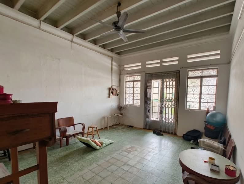 2-storey Terraced House for Sale in George Town (Penang) - Paul Pheong - Living Room - PropertyGuru.com.my