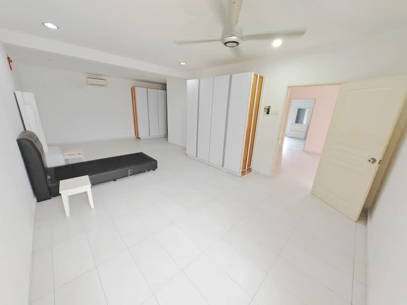 Semi-Detached House for Sale in Taman Mutiara Indah (Puchong) - Evan Goh - Interior - PropertyGuru.com.my