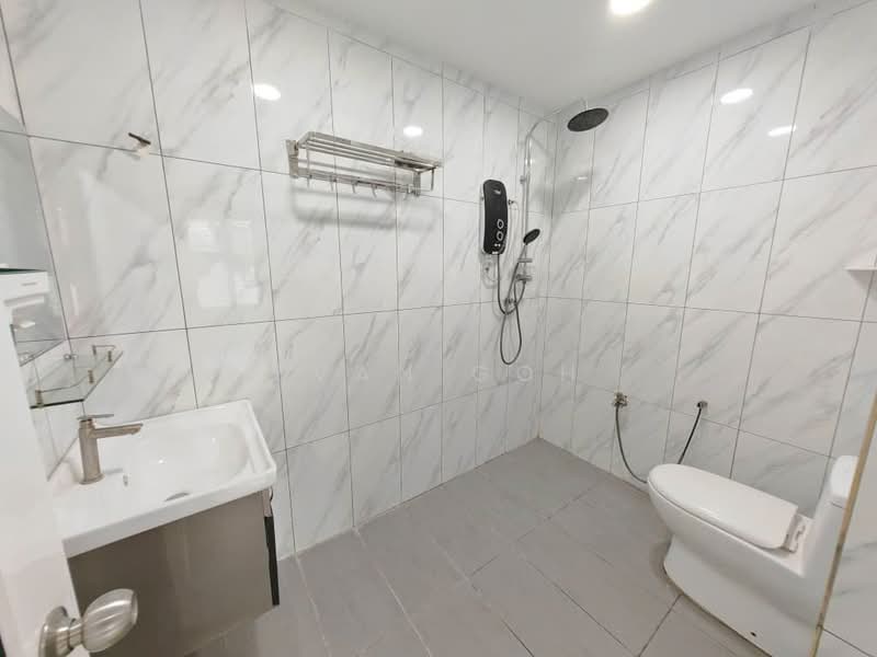 Semi-Detached House for Sale in Taman Mutiara Indah (Puchong) - Evan Goh - Bathroom - PropertyGuru.com.my