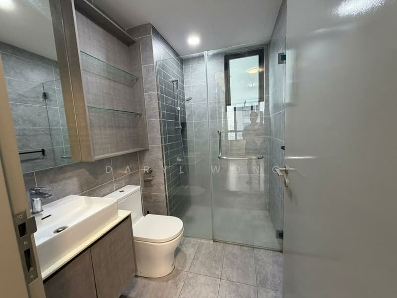 Service Residence for Rent at Millerz Square Serviced Residence - Daryl Wong - Bathroom - PropertyGuru.com.my