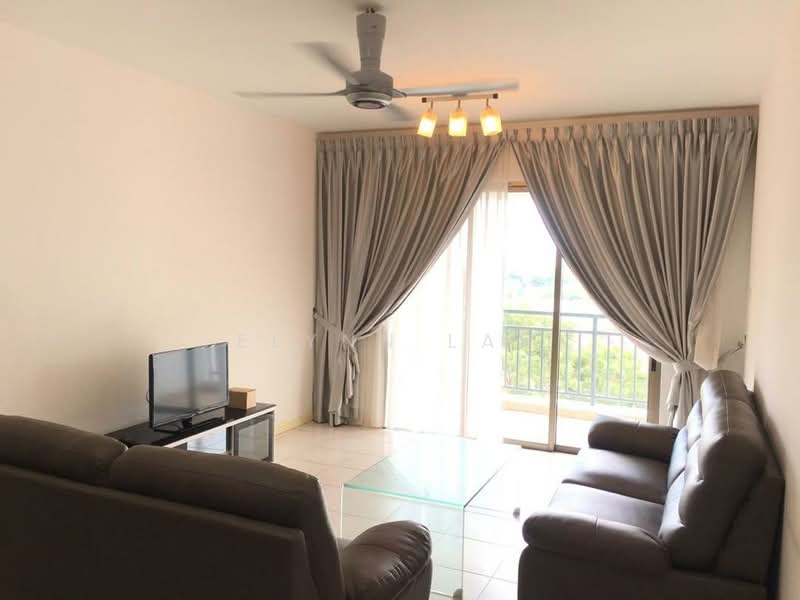 Pangsapuri untuk Dijual di Molek Pine 1 - Elynn Lam - Living Room - PropertyGuru.com.my