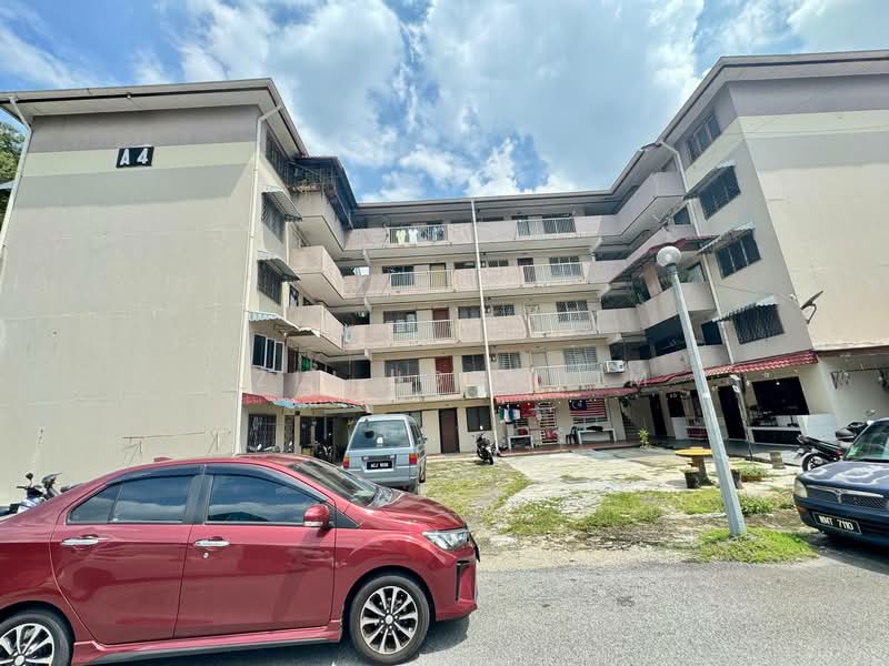 Rumah Flat untuk Dijual di Seksyen 4 Wangsa Maju Flat - Azli Ibrahim - Exterior - PropertyGuru.com.my