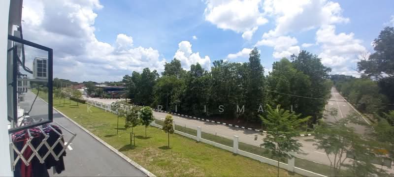 Shop for Rent in Pasir Gudang (Johor) - Khairi Ismail - Balcony - PropertyGuru.com.my