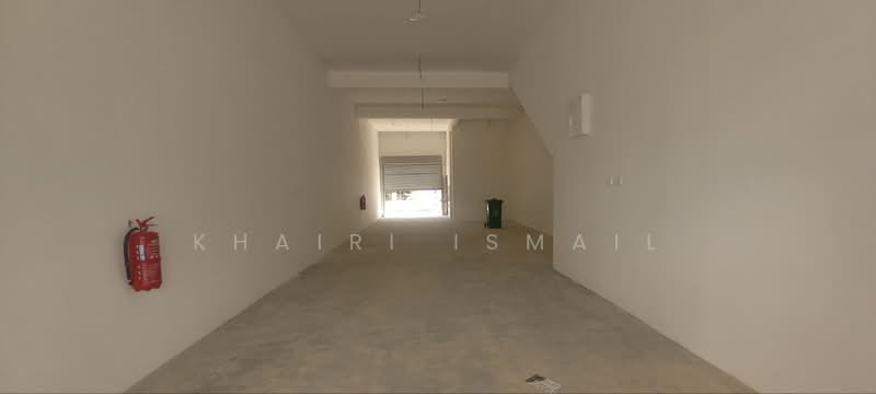 Shop for Rent in Pasir Gudang (Johor) - Khairi Ismail - Interior - PropertyGuru.com.my