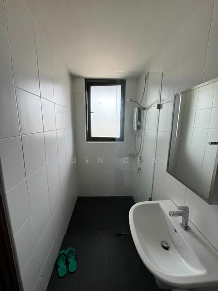 Service Residence for Rent at V@SUMMERPLACE - Jaden Chai - Bathroom - PropertyGuru.com.my