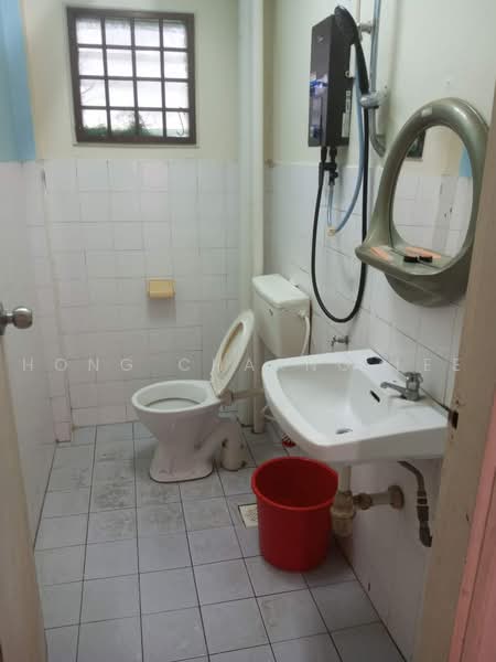 Apartment for Rent at Ria Apartment - Hong Charng Lee - Bathroom - PropertyGuru.com.my