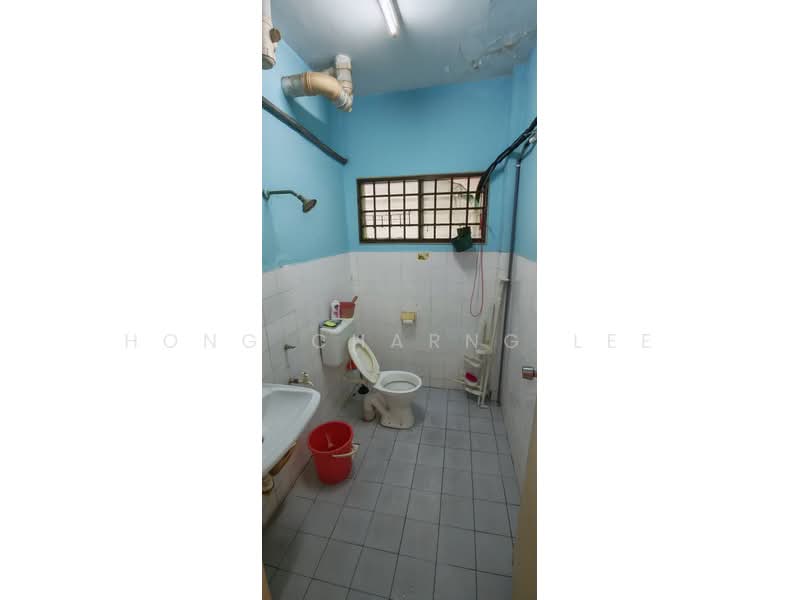 Apartment for Rent at Ria Apartment - Hong Charng Lee - Bathroom - PropertyGuru.com.my