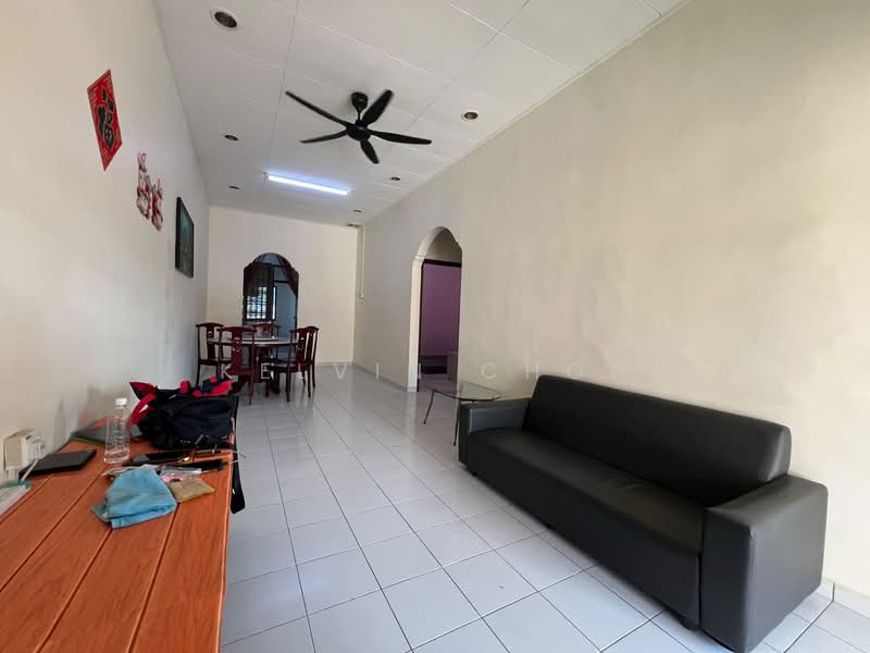 Rumah Teres 1-Tingkat untuk Disewa di Taman Setia Indah (Tebrau) - Kelvin Chop - Living Room - PropertyGuru.com.my