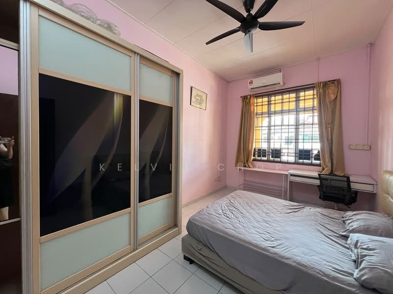 Rumah Teres 1-Tingkat untuk Disewa di Taman Setia Indah (Tebrau) - Kelvin Chop - Bedroom - PropertyGuru.com.my