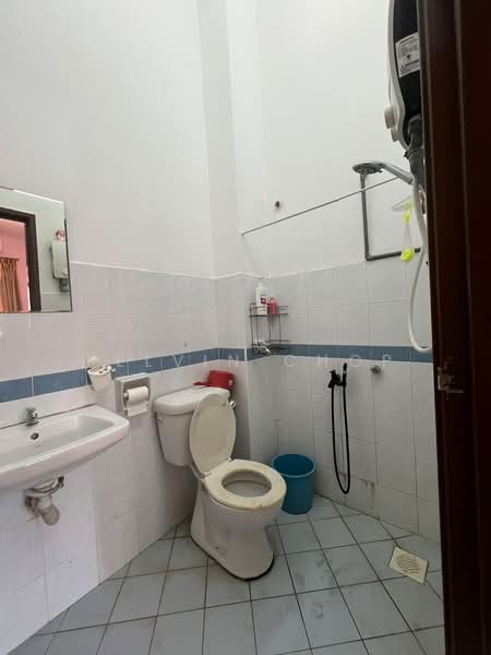 Rumah Teres 1-Tingkat untuk Disewa di Taman Setia Indah (Tebrau) - Kelvin Chop - Bathroom - PropertyGuru.com.my