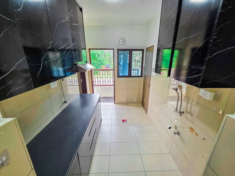 Rumah Teres 2 Tingkat untuk Dijual di Serene Heights (Semenyih) - BILYA ARIFF - Kitchen - PropertyGuru.com.my