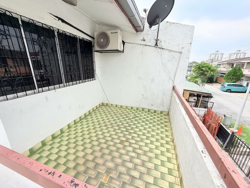 2-storey Terraced House for Sale in Ampang (Selangor) - Aimi Mahirah - Balcony - PropertyGuru.com.my