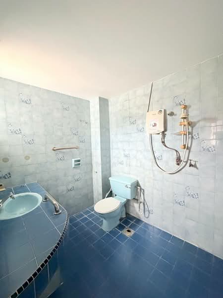 2-storey Terraced House for Sale in Ampang (Selangor) - Aimi Mahirah - Bathroom - PropertyGuru.com.my