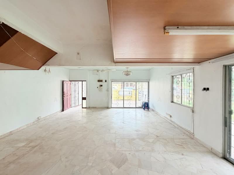 2-storey Terraced House for Sale in Ampang (Selangor) - Aimi Mahirah - Living Room - PropertyGuru.com.my