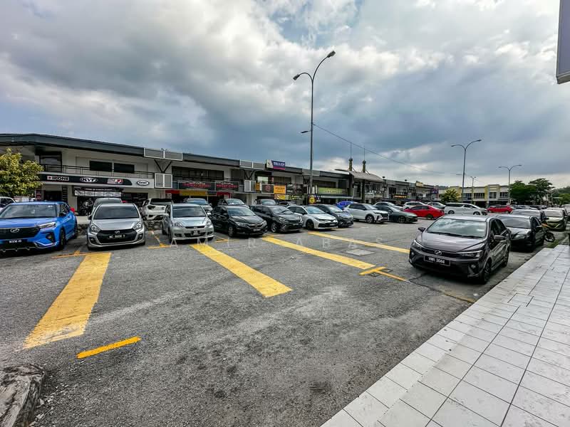 Kedai untuk Dijual di Sungai Buloh (Selangor) - Amir Abas - Exterior - PropertyGuru.com.my