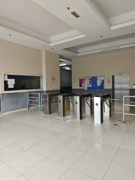 Servis Apartment untuk Dijual di South City (Perdana Selatan) Block A & B - Janice Yap - Entrance - PropertyGuru.com.my