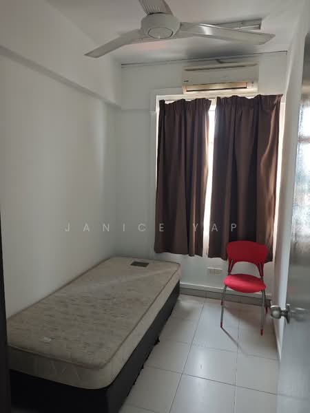 Servis Apartment untuk Dijual di South City (Perdana Selatan) Block A & B - Janice Yap - Bedroom - PropertyGuru.com.my