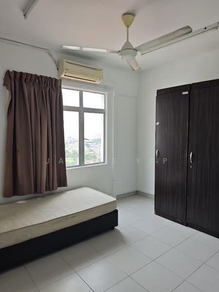 Servis Apartment untuk Dijual di South City (Perdana Selatan) Block A & B - Janice Yap - Bedroom - PropertyGuru.com.my