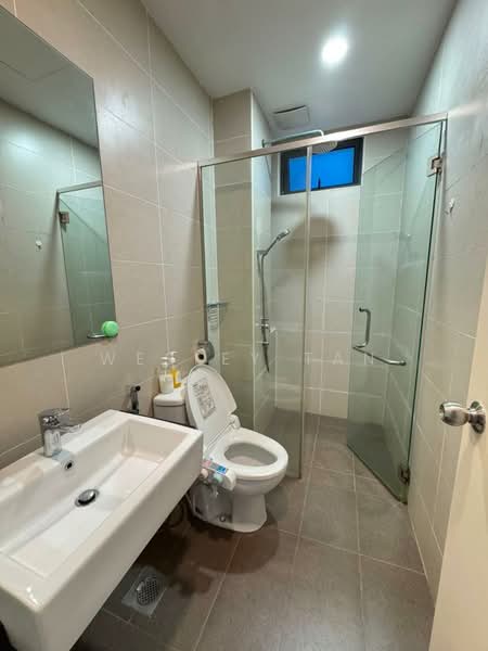 Service Residence for Sale at Atlantis Residences (Pangsapuri Atlantis Kota Syahbandar) - Wesley Tan - Bathroom - PropertyGuru.com.my