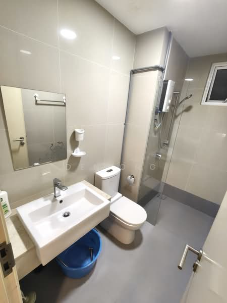 Servis Apartment untuk Disewa di Sentul Village - Den Ong - Bathroom - PropertyGuru.com.my