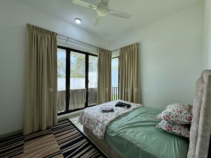 Semi-Detached House for Sale in Bukit Jelutong (Shah Alam) - Nadia Shukri - Bedroom - PropertyGuru.com.my