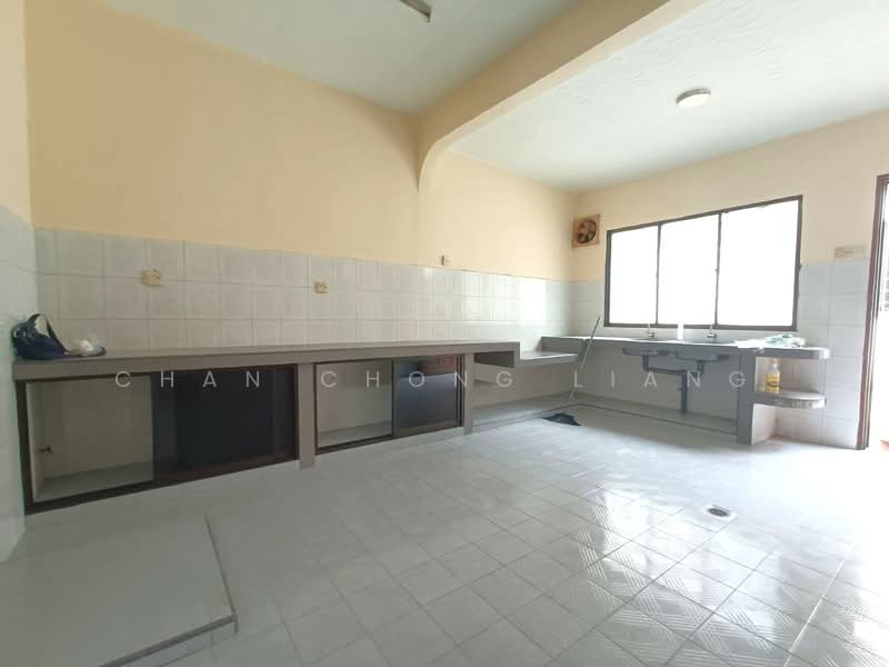 Rumah Teres 2 Tingkat untuk Dijual di Usj 2 (Subang Jaya) - Chan Chong Liang - Kitchen - PropertyGuru.com.my