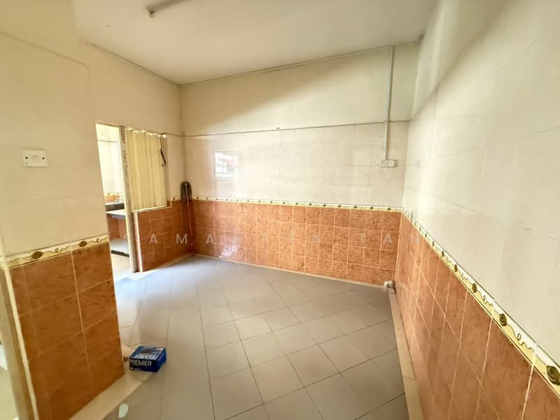 2-storey Terraced House for Sale in Taman Johor Jaya (Johor Bahru) - Samantha Tan - Interior - PropertyGuru.com.my