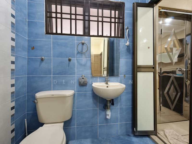 2.5-storey Terraced House for Sale in Kuchai Lama (Kuala Lumpur) - Denver Sin - Bathroom - PropertyGuru.com.my