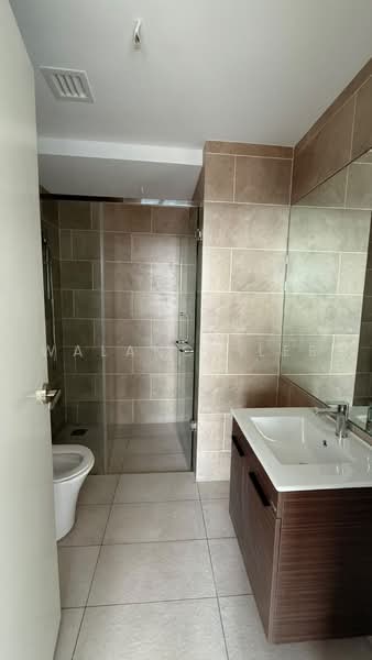Servis Apartment untuk Dijual di Est8 - Walance Lee - Bathroom - PropertyGuru.com.my
