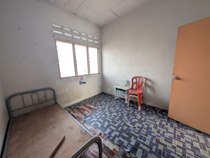 2-storey Terraced House for Sale in Batu Pahat (Johor) - Siti Asni - Bedroom - PropertyGuru.com.my