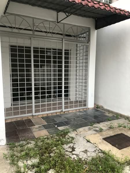 1.5-storey Terraced House for Sale in Sri Petaling (Kuala Lumpur) - Issaac Liew - Exterior - PropertyGuru.com.my