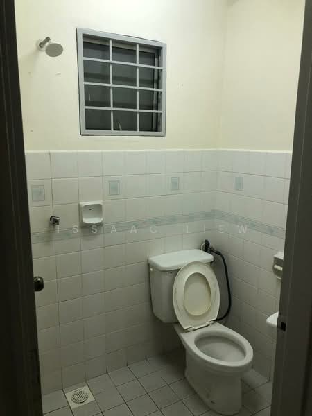 1.5-storey Terraced House for Sale in Sri Petaling (Kuala Lumpur) - Issaac Liew - Bathroom - PropertyGuru.com.my