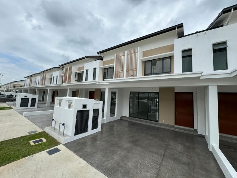 2-storey Terraced House for Rent in Bandar Gamuda Cove (Dengkil) - Chris Lee - Exterior - PropertyGuru.com.my
