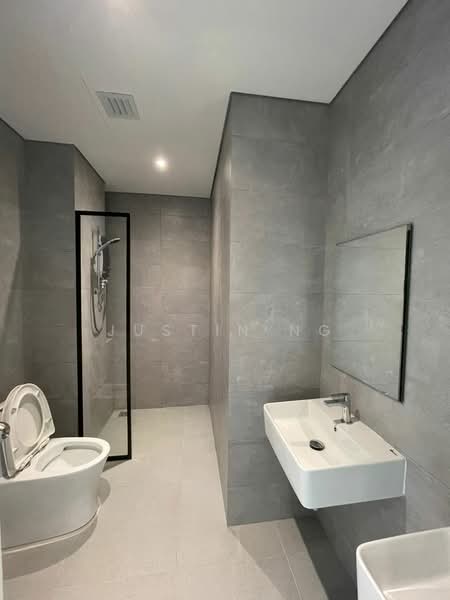 Servis Apartment untuk Disewa di Cubic Botanical - Justin Ng - Bathroom - PropertyGuru.com.my