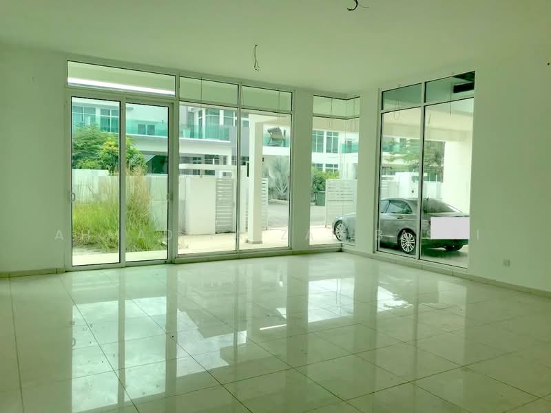Rumah Banglo untuk Dijual di Bukit Katil (Melaka) - Ahmad Faizal Basri - Living Room - PropertyGuru.com.my