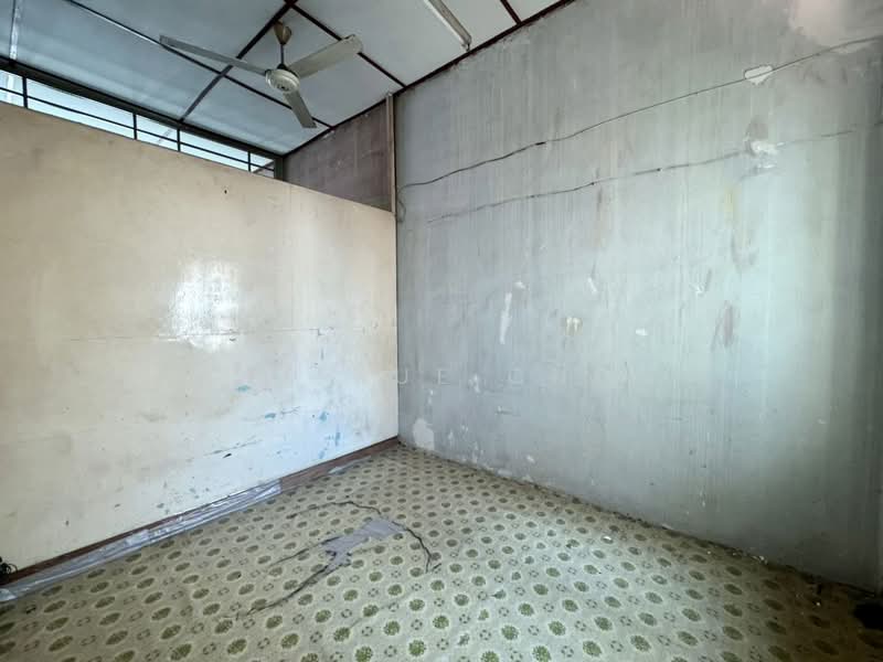 Shop for Rent in George Town (Penang) - Lee Xue Chen - Interior - PropertyGuru.com.my