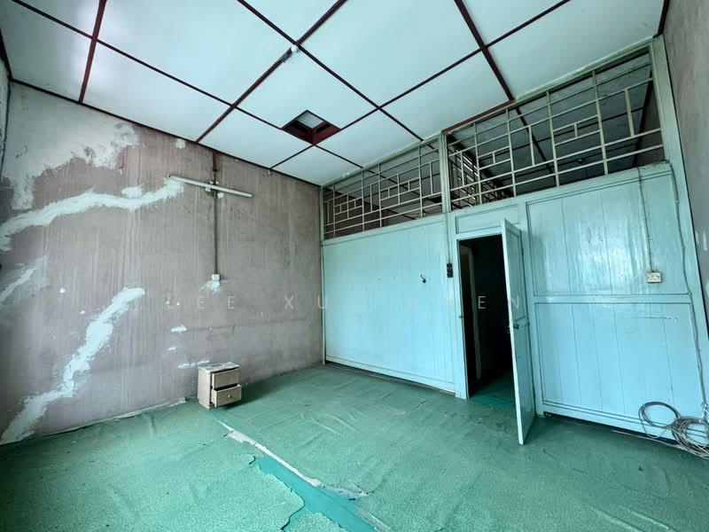 Shop for Rent in George Town (Penang) - Lee Xue Chen - Interior - PropertyGuru.com.my