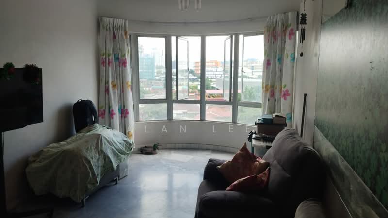 Pangsapuri untuk Dijual di Sri Intan 1 - Alan Lee - Living Room - PropertyGuru.com.my