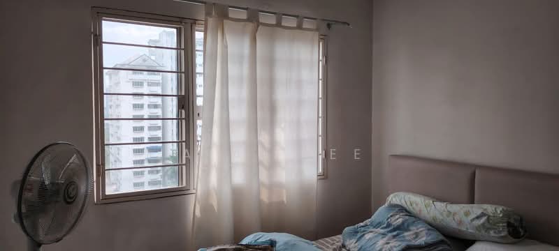 Pangsapuri untuk Dijual di Sri Intan 1 - Alan Lee - Bedroom - PropertyGuru.com.my