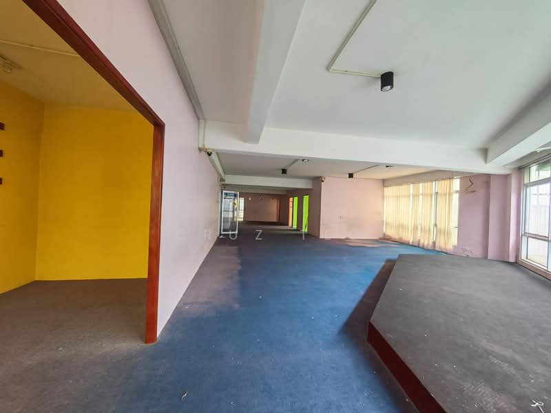Shop / Office untuk Dijual di Puchong (Selangor) - CRUZ TEO - Interior - PropertyGuru.com.my