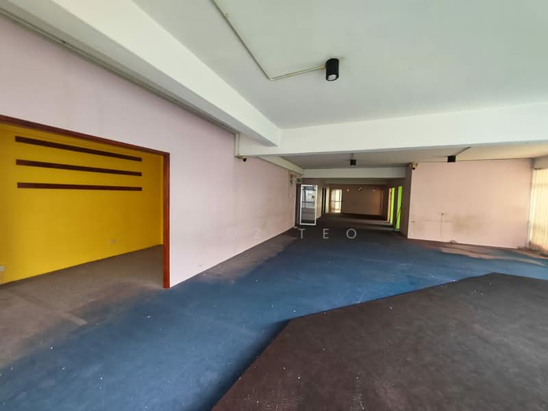 Shop / Office untuk Dijual di Puchong (Selangor) - CRUZ TEO - Interior - PropertyGuru.com.my
