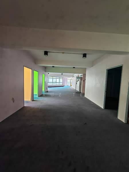 Shop / Office untuk Dijual di Puchong (Selangor) - CRUZ TEO - Interior - PropertyGuru.com.my